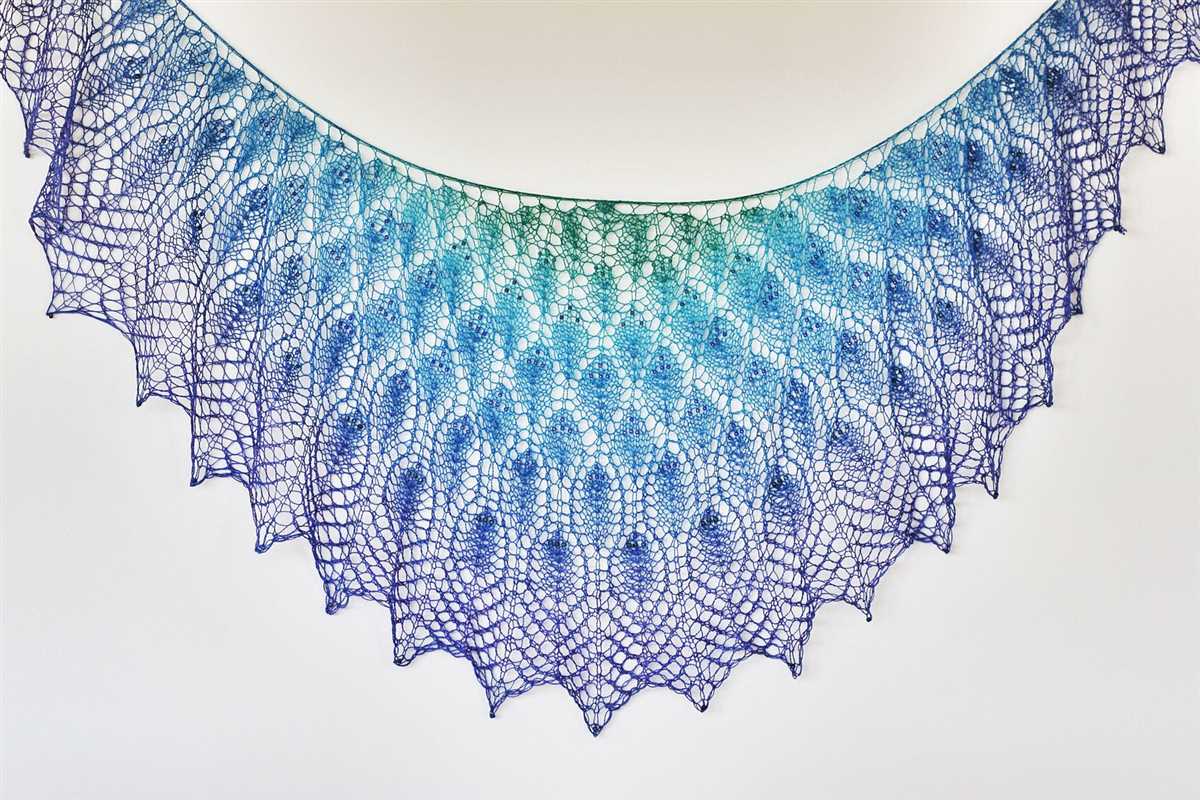 Peacock knitting pattern