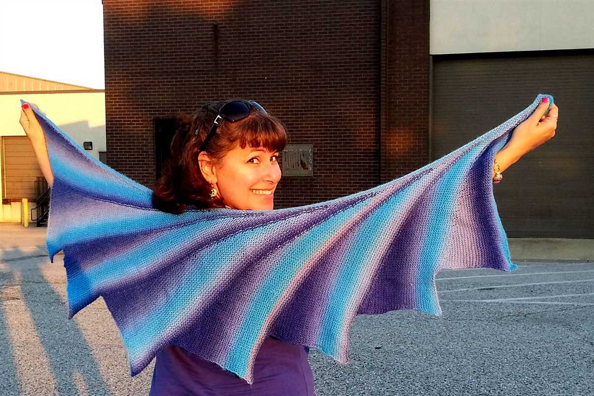 Perfect pocket shawl knitting pattern