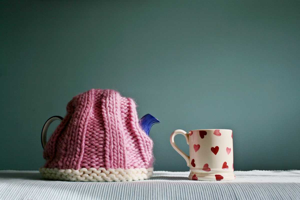 Plant cozy knitting pattern