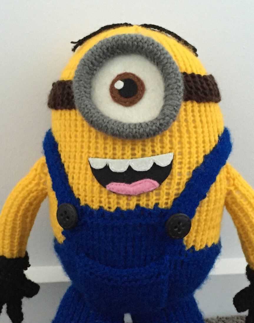 Knitting pattern minion despicable me
