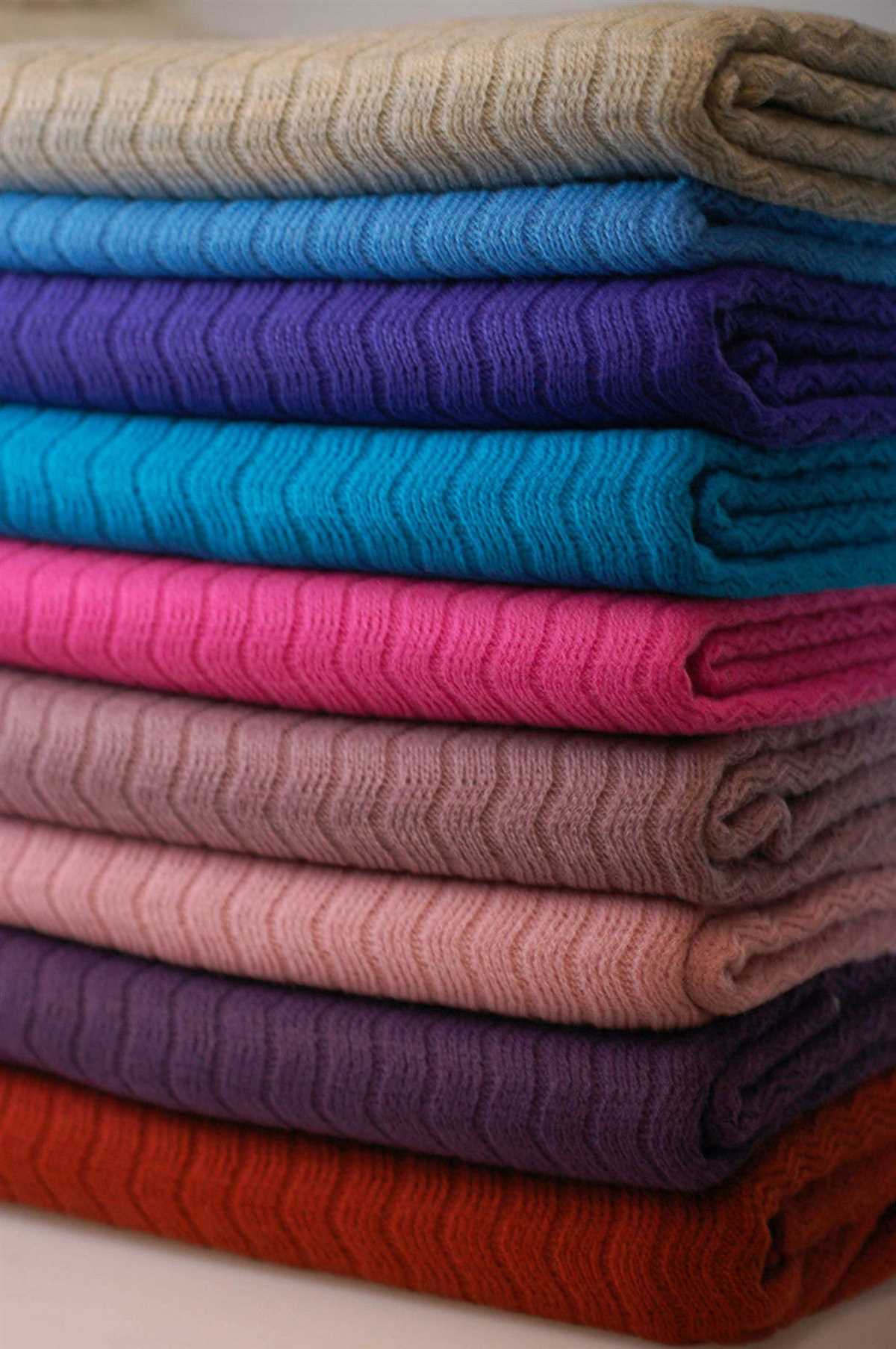 Patterned jersey knit fabric