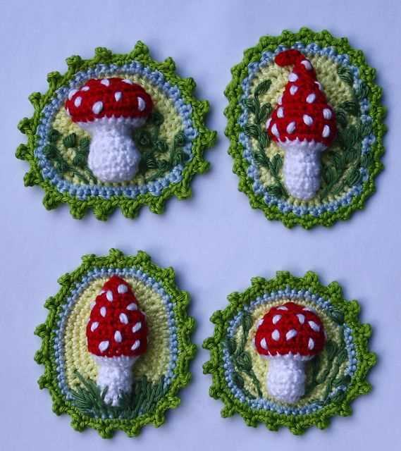 Knitted toadstool pattern
