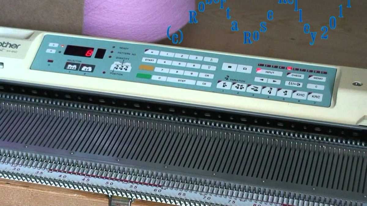 Electronic knitting machine patterns