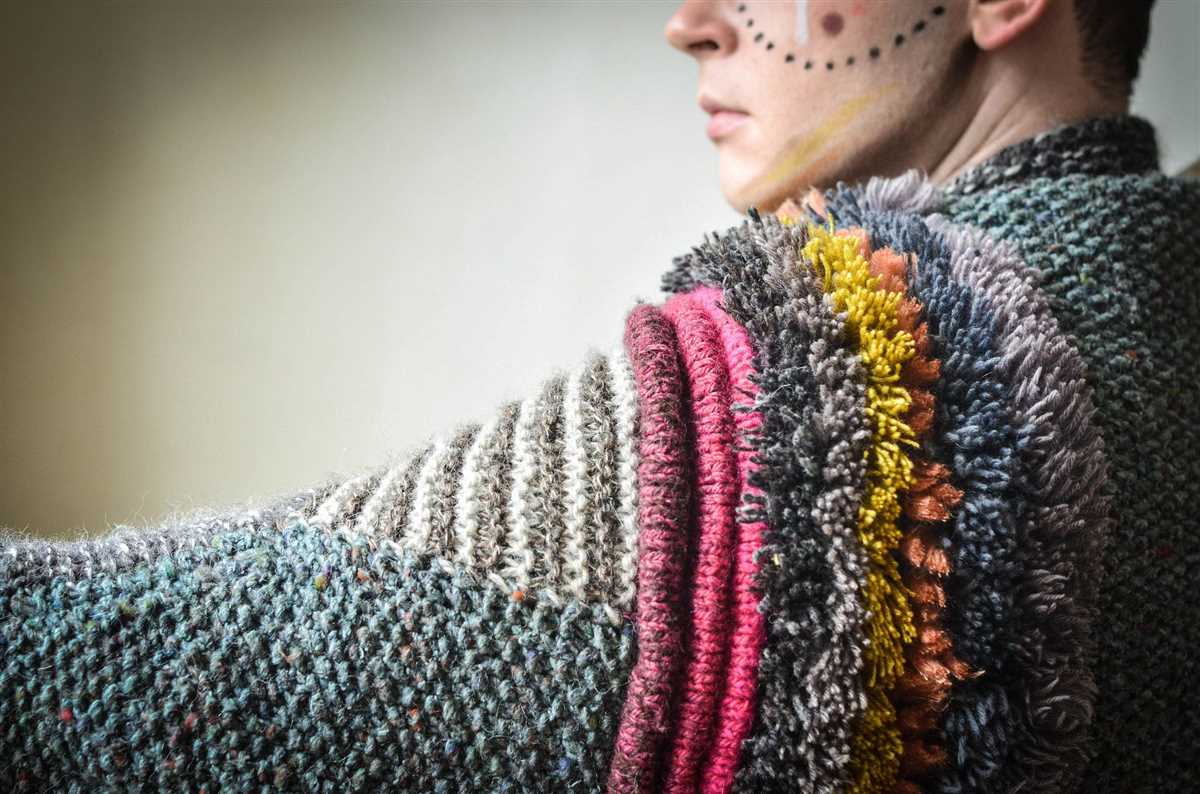 Chunky yarn sweater knitting pattern