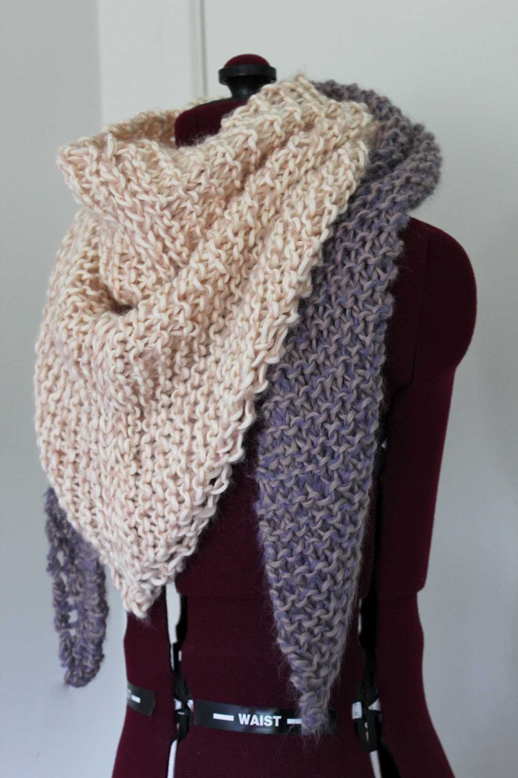 Triangle scarf knitting pattern