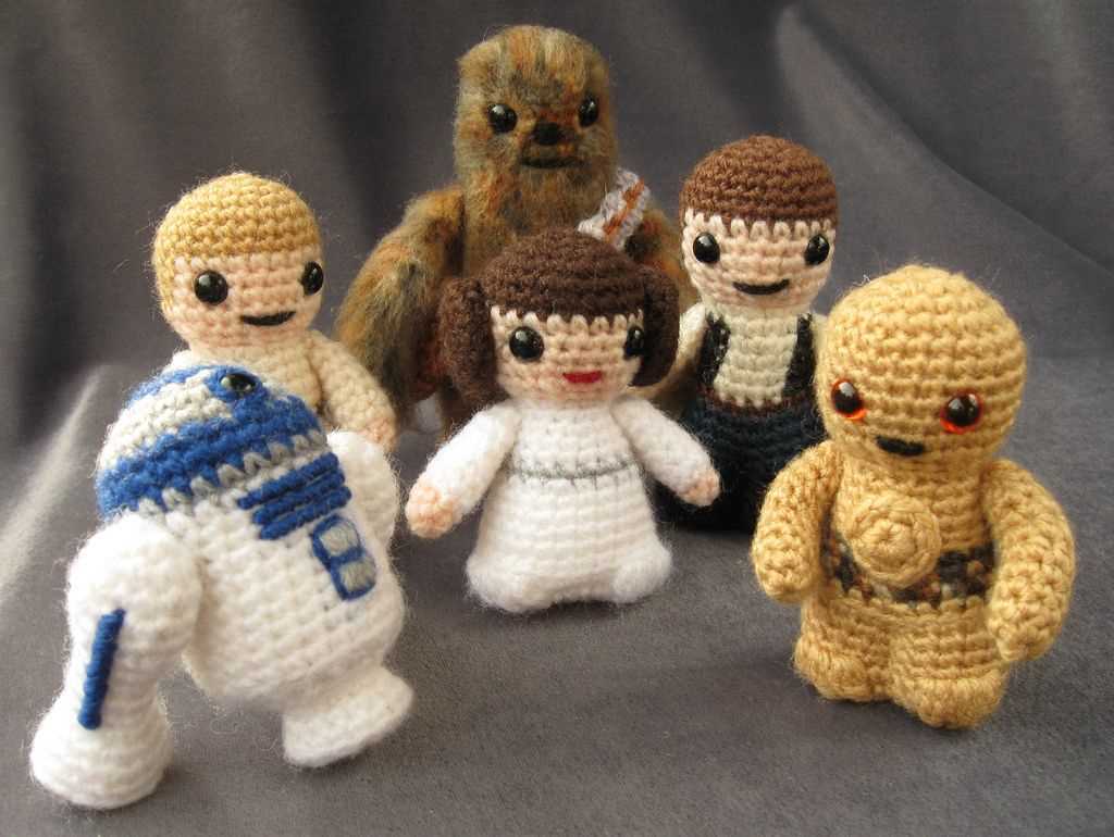 Knitted ewok hat pattern