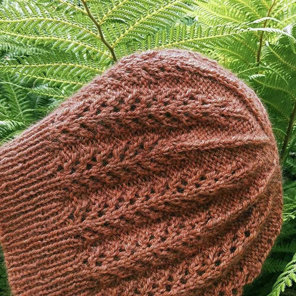 Ravelry knit hat patterns free