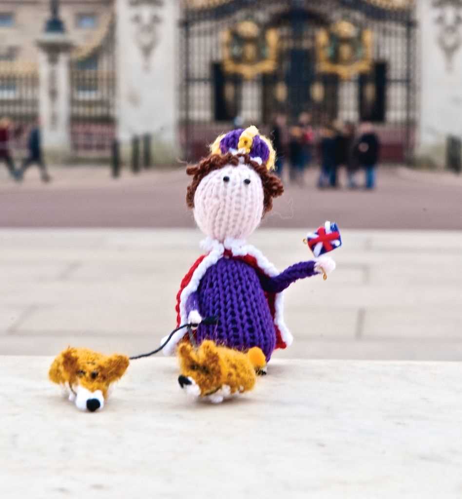 Queen elizabeth knitting pattern