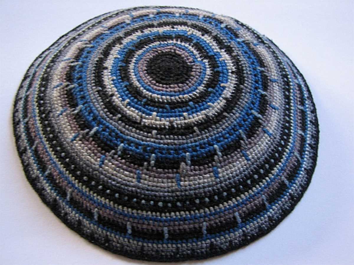 Yarmulke knitting pattern