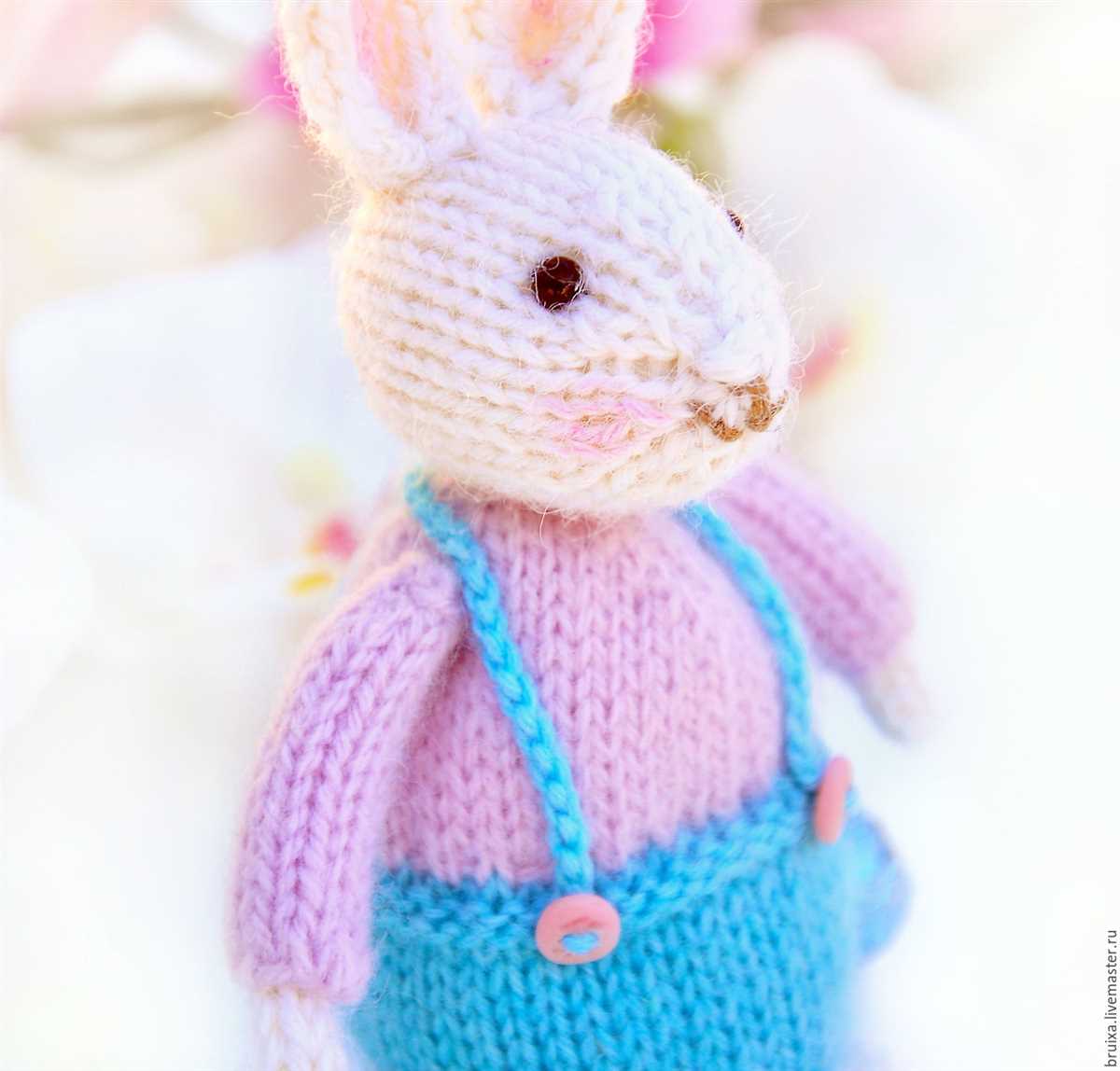 Rabbit pattern knitted