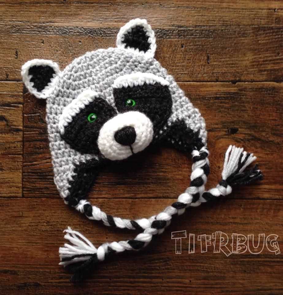 Raccoon hat knitting pattern