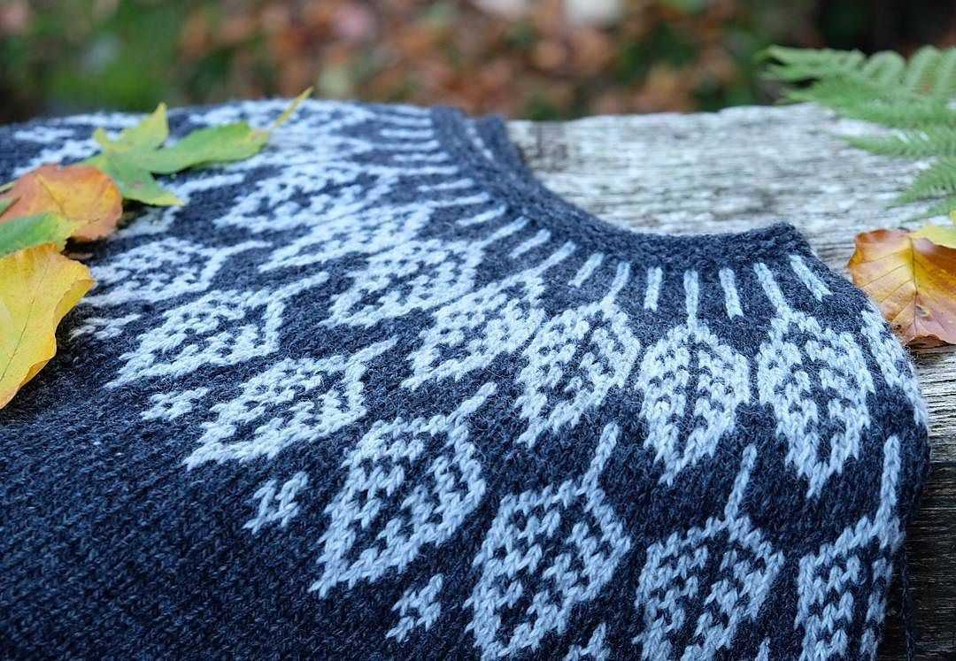 Raised leaf knitting pattern free ravelry