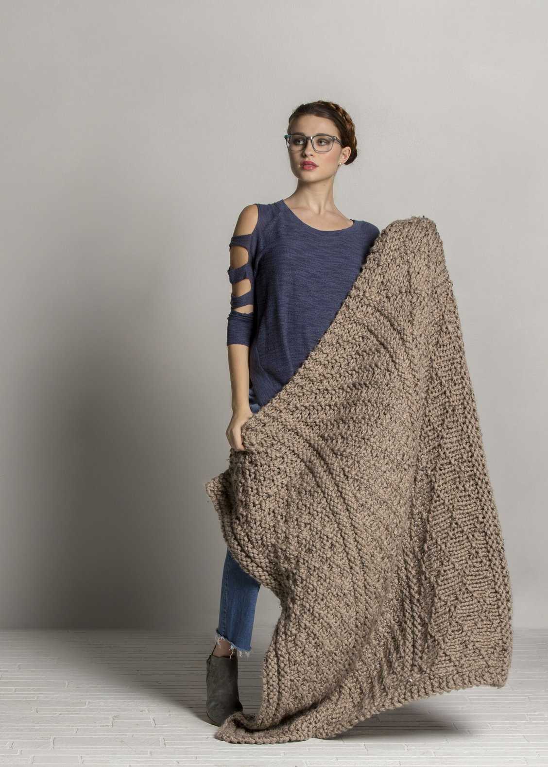 Super bulky yarn knitting patterns free