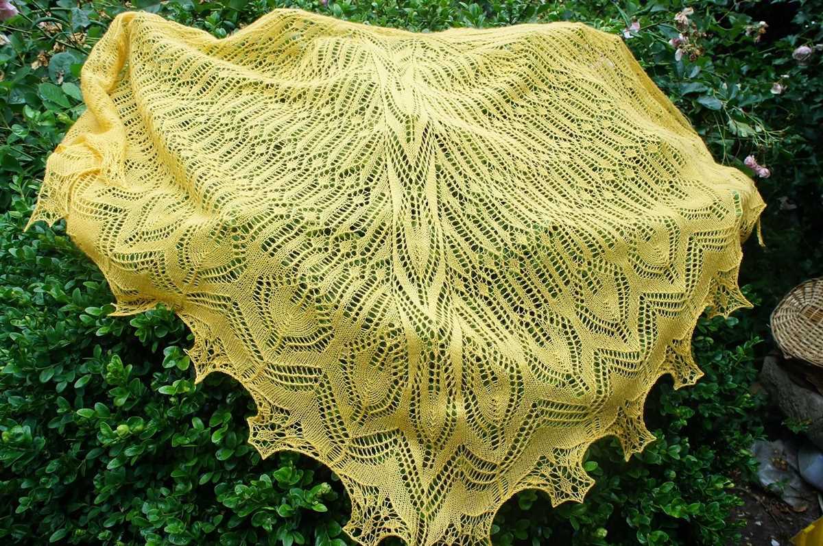 Ravelry free knitting patterns