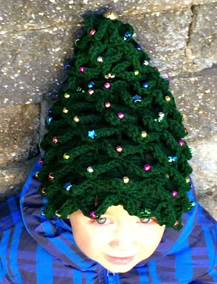 Christmas tree hat knitting pattern free