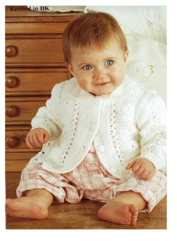 Knitting patterns for newborn cardigans