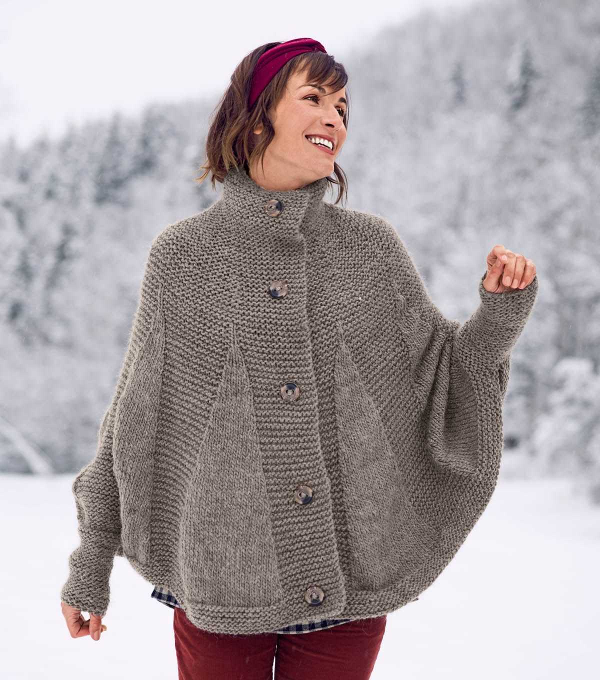 Knitted poncho pattern