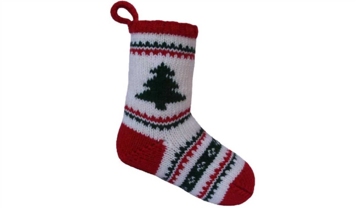 Free christmas stocking knitting pattern straight needles for beginners