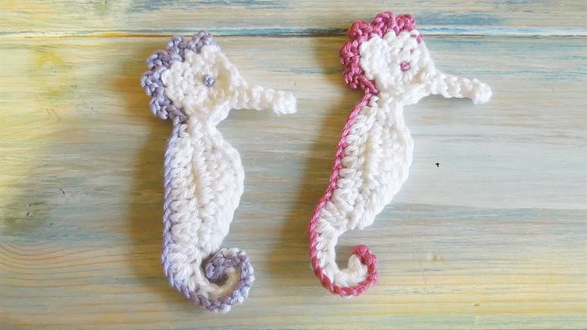 Knitted seahorse pattern free