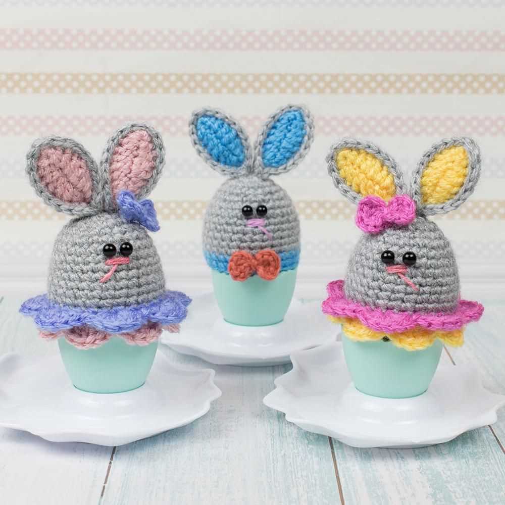 Easter bunny egg cosy knitting pattern