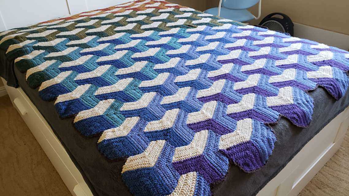 Free tumbling blocks knitting pattern