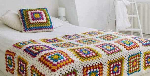 Knitted bedspread pattern