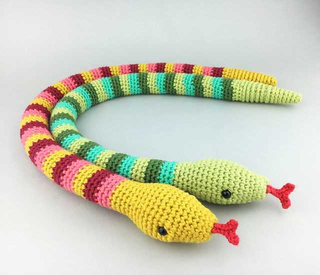Snake knitting pattern