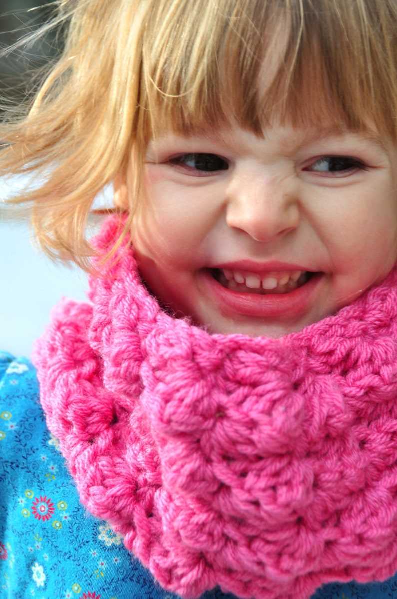 Knitting patterns for childrens scarves