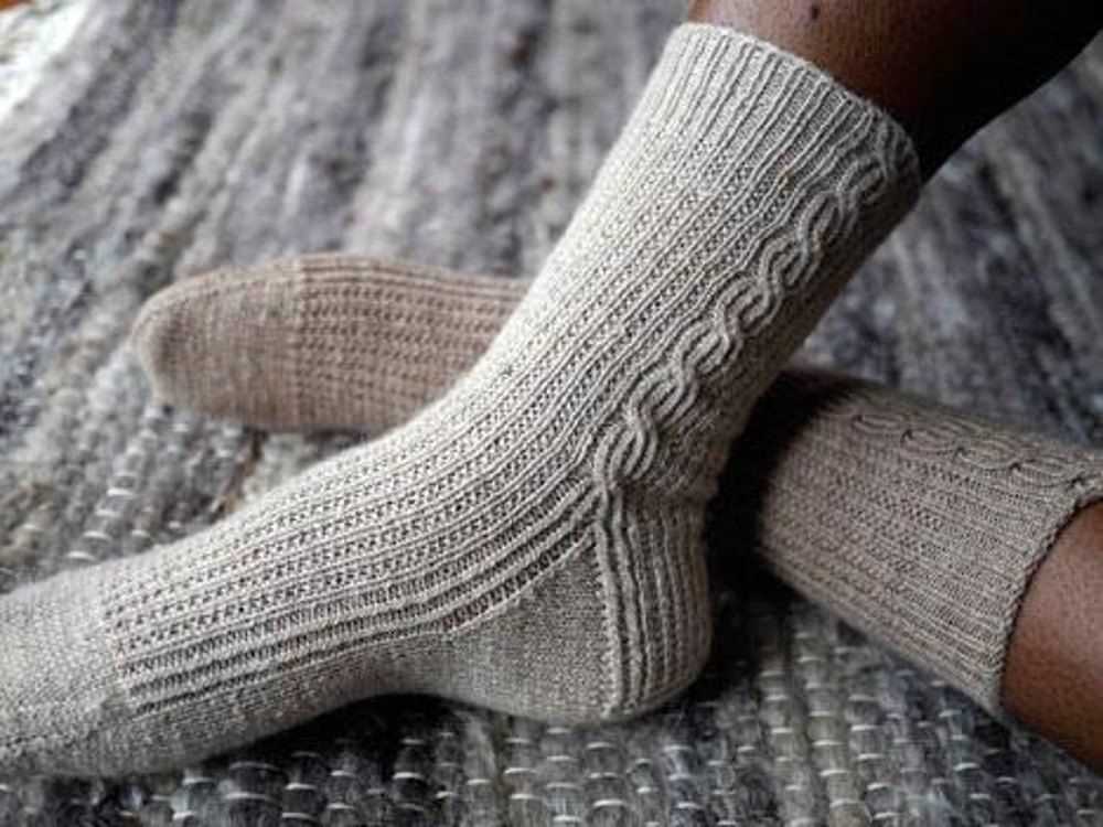 Knit Smart - Unique and Creative Sock Knitting Patterns Sock knitting patterns