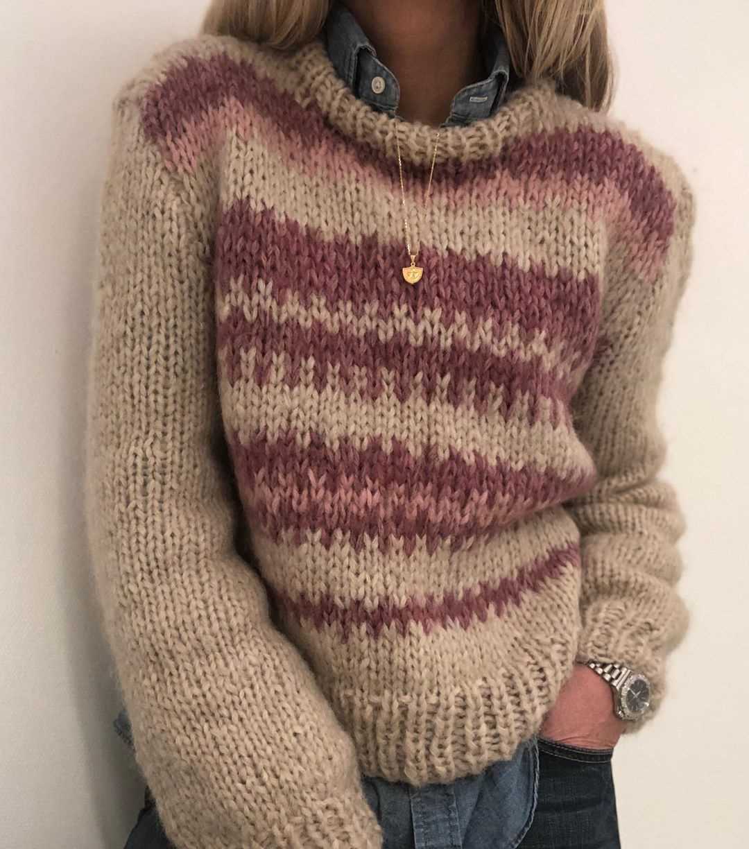 Cozy up with this easy knitted weekender sweater pattern Weekender sweater knitting pattern