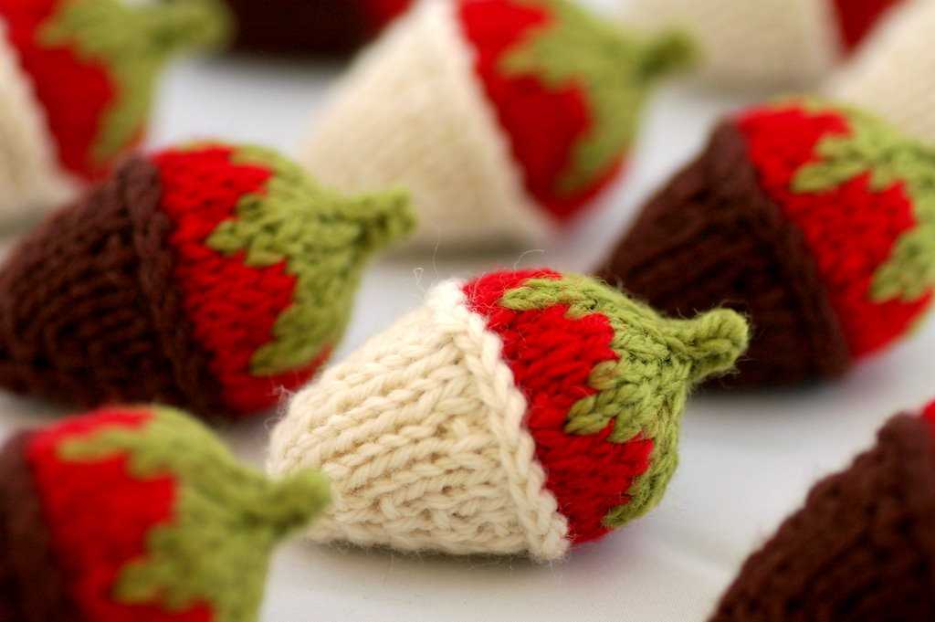 Strawberry knit pattern