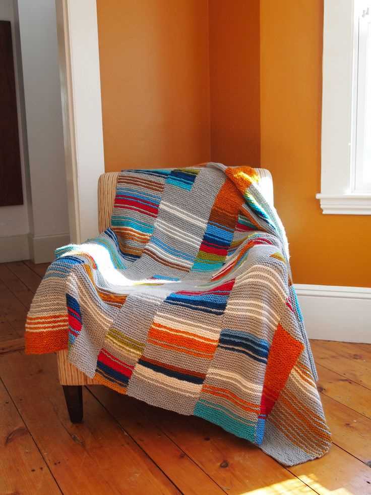 Striped knitted blanket pattern
