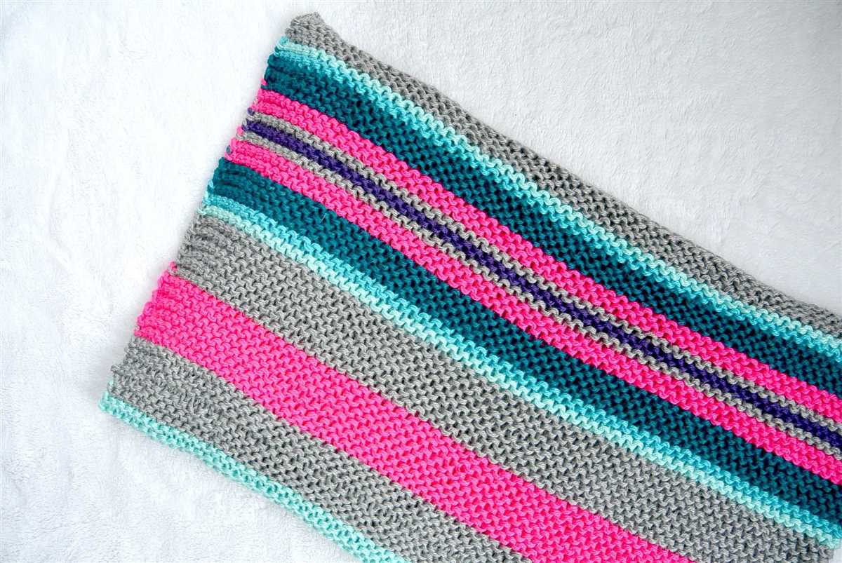 Striped knitted blanket pattern