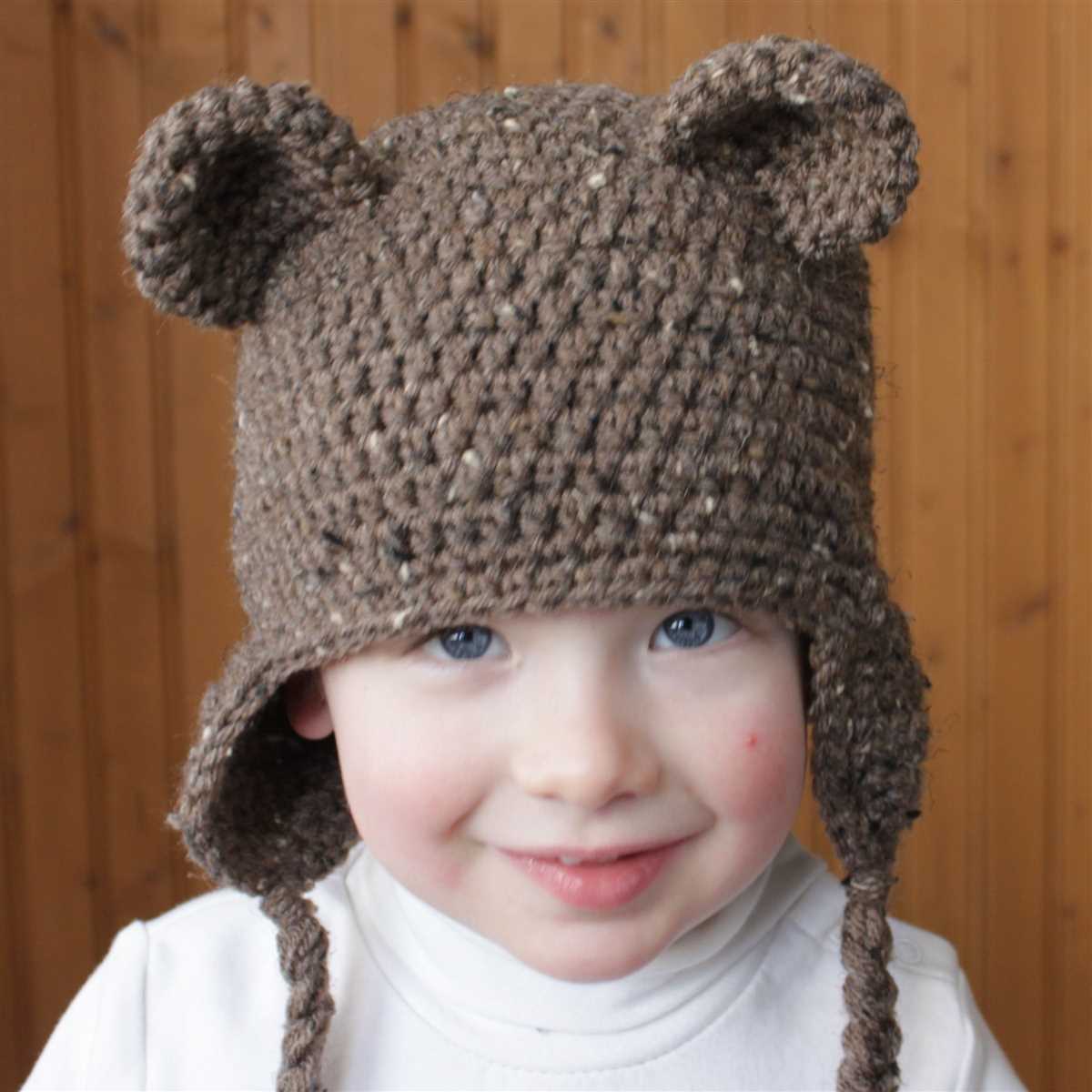 Knit a cozy hat for your favorite teddy bear with this free pattern Free knitting pattern hat for teddy bear