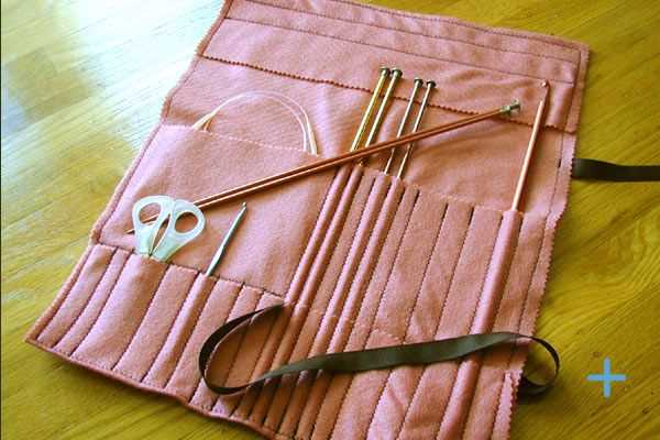 Free pattern for knitting needle case