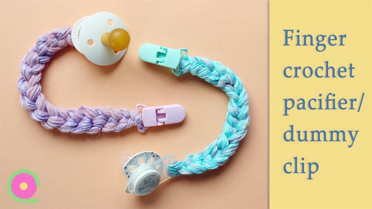 Knitted pacifier clip pattern