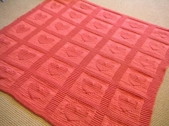 Free heart blanket knitting pattern