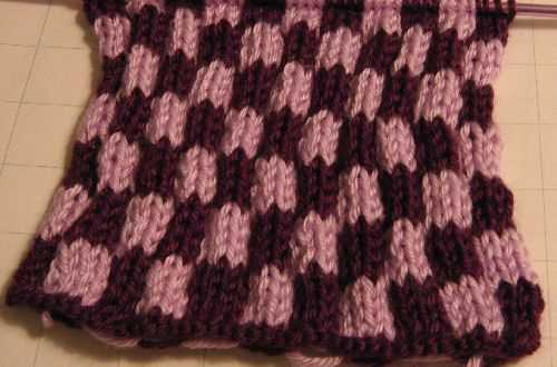 How to knit checkerboard pattern with two colors