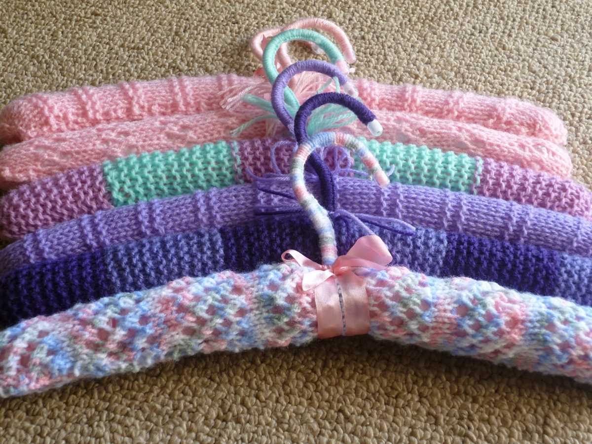 Knit hanger cover pattern