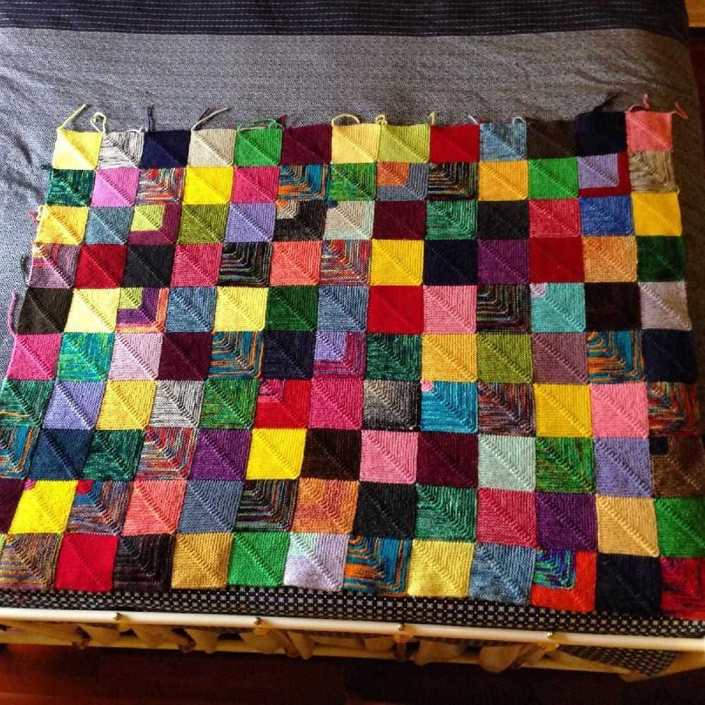 Knit quilt square patterns