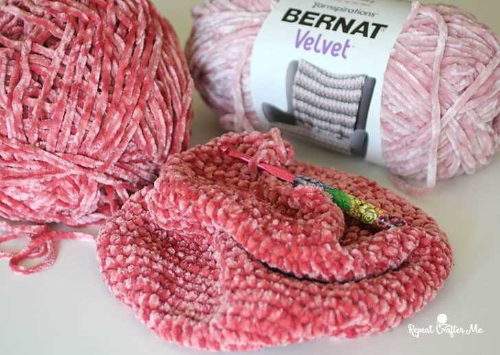 Bernat velvet knit hat pattern