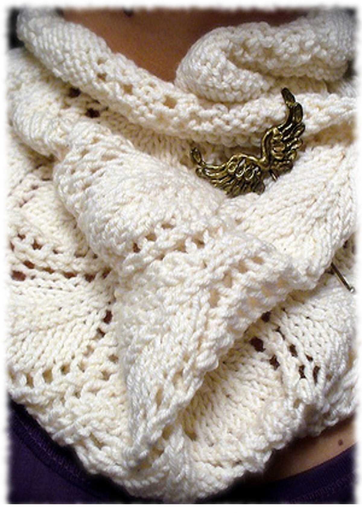 Lacy cowl knitting pattern