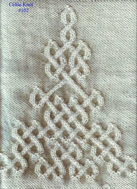 Celtic traveler throw knit pattern