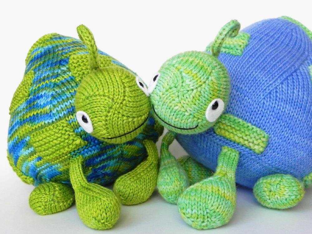 Create your own turtle with this unique knitting pattern Turtle knitting pattern