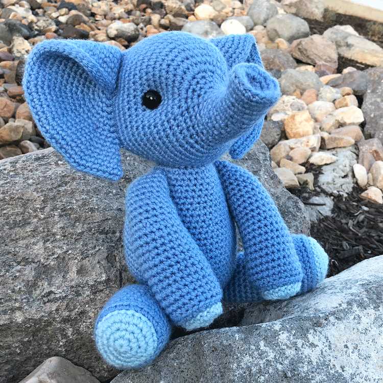 Free small elephant knitting pattern