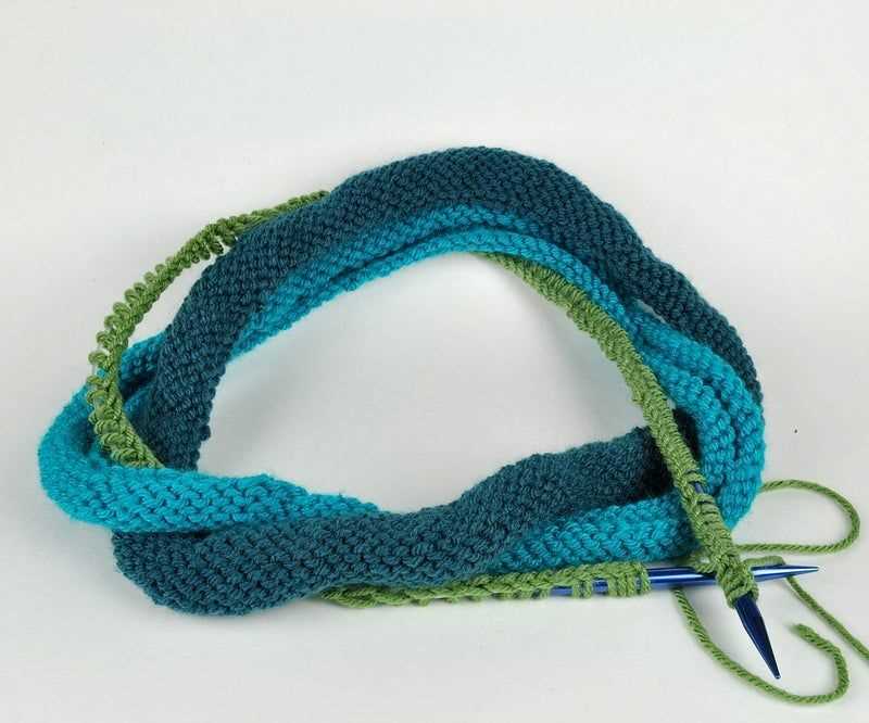Free infinity scarf knitting pattern with circular needles