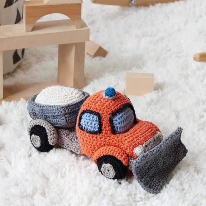 Knitted toy truck pattern