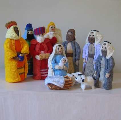 Knitted nativity figures pattern