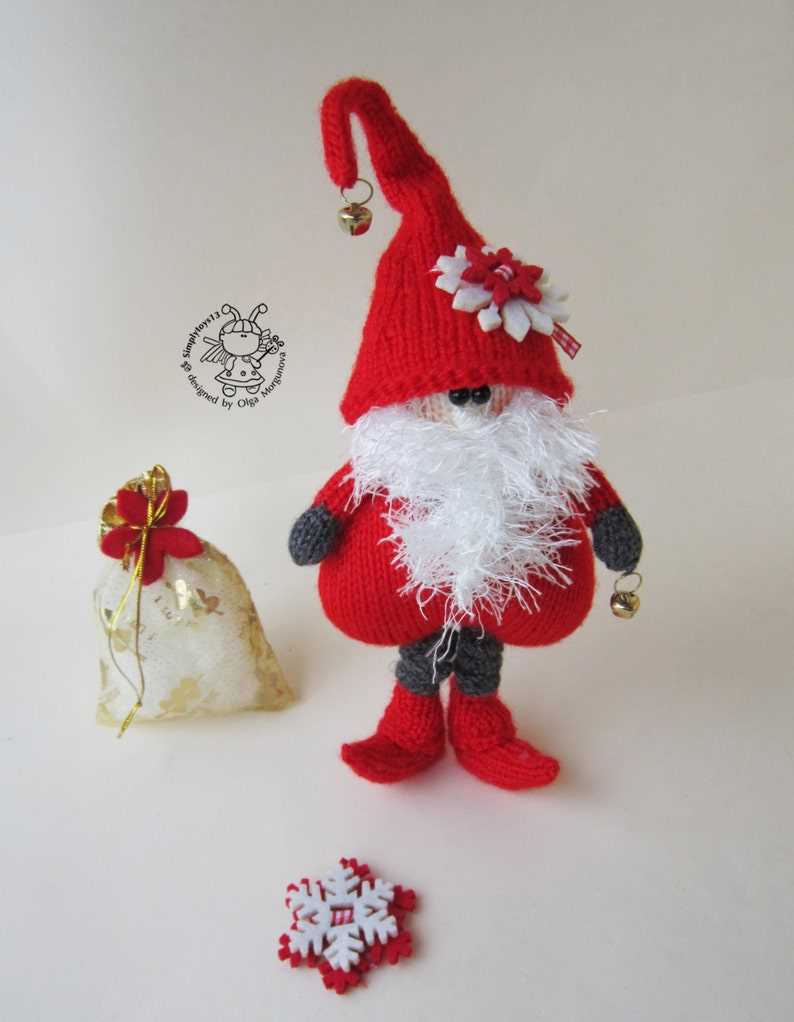 Knitted gnome ornament pattern