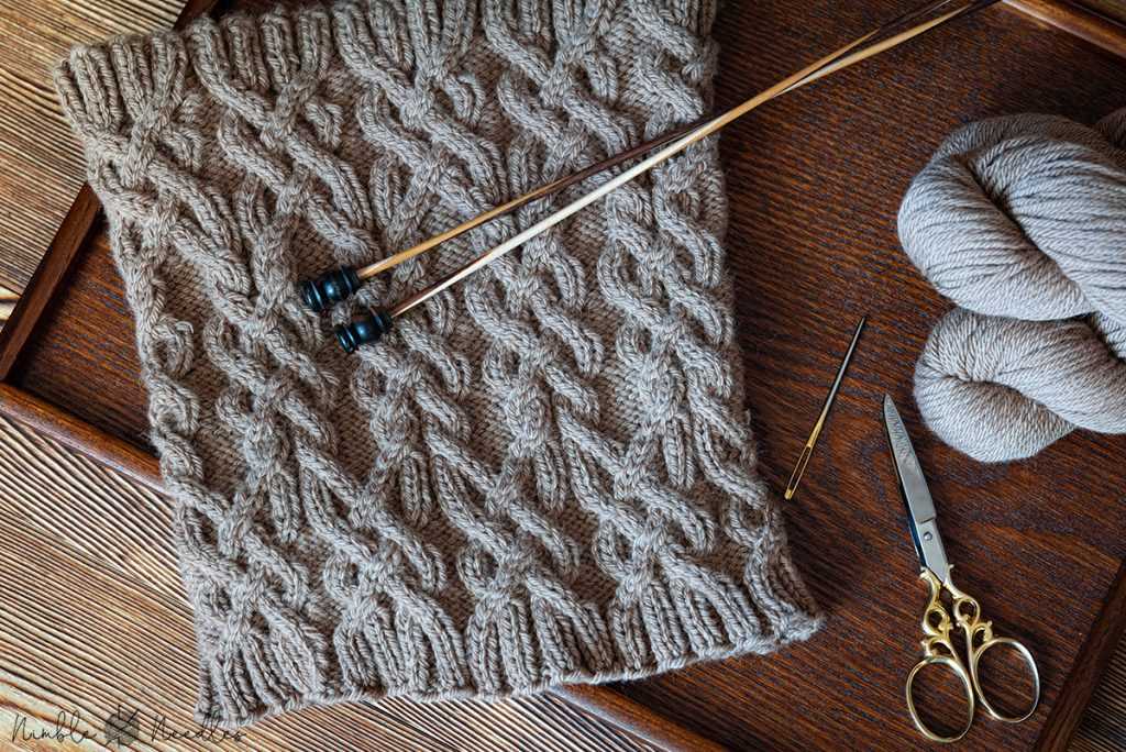 Cable knit cowl pattern free